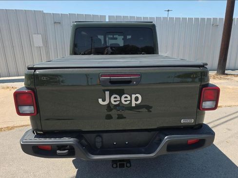 Used 2023 Jeep Gladiator Overland w/ Trailer Tow Package image 6