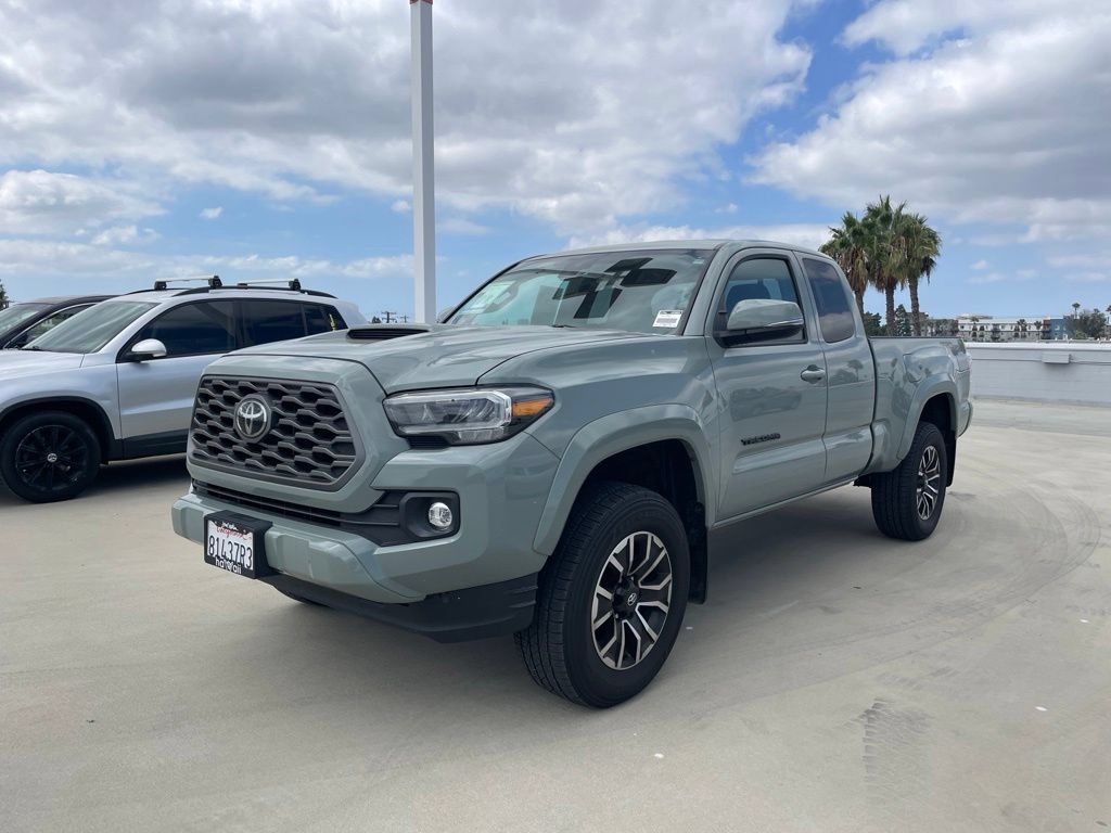Used 2023 Toyota Tacoma TRD Sport RWD image 5