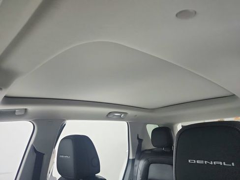 New 2026 GMC Terrain Denali AWD/4WD image 23