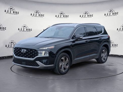 Used 2023 Hyundai Santa Fe SEL w/ Winter Weather Package FWD image 3