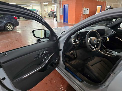 New 2026 BMW 330i xDrive Sedan w/ M Sport Package image 18