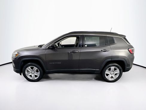 Used 2022 Jeep Compass Latitude AWD/4WD image 8