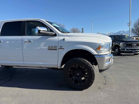 Used 2018 RAM 2500 Laramie w/ Convenience Group image 9