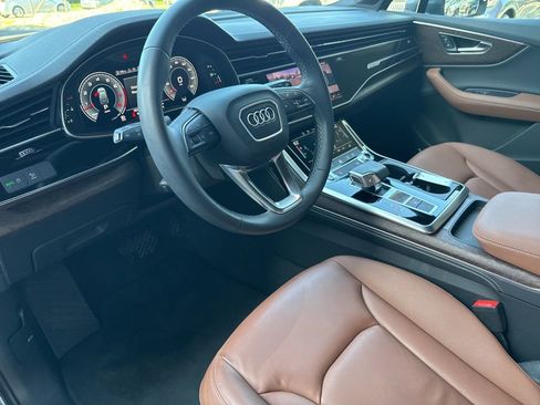 Used 2025 Audi Q7 3.0T Premium Plus w/ Premium Plus Package AWD/4WD image 10