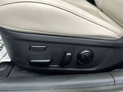 Used 2018 Kia Stinger GT2 image 10