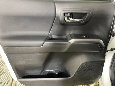 Used 2023 Toyota Tacoma TRD Off-Road AWD/4WD image 19