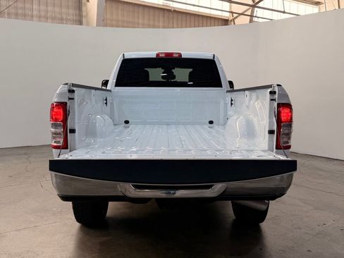 Used 2022 RAM 3500 Big Horn image 12