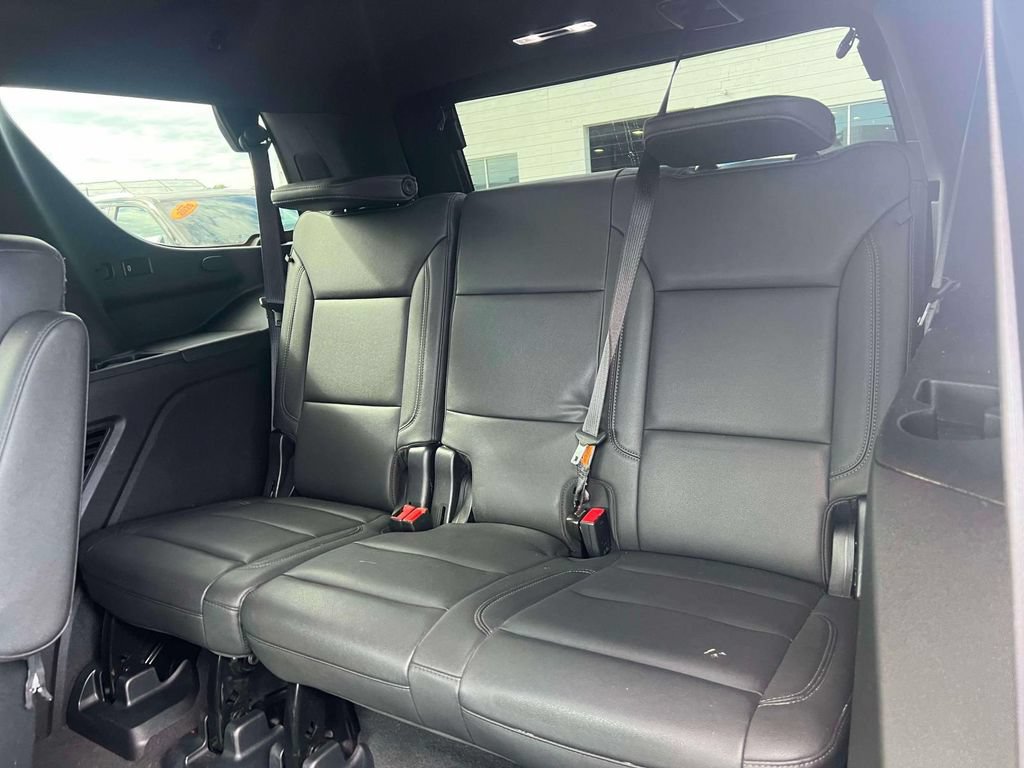 Used 2023 Chevrolet Tahoe LT w/ LT Signature Plus Package AWD/4WD image 17
