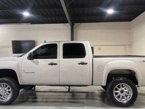 Used 2009 GMC Sierra 1500 SLE w/ Power Pack Plus image 5