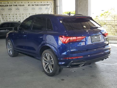 Used 2022 Audi Q3 2.0T Premium Plus w/ Premium Plus Package AWD/4WD image 3