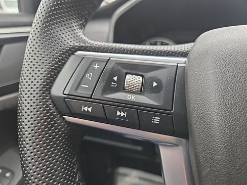 Used 2025 Mitsubishi Outlander SE image 38