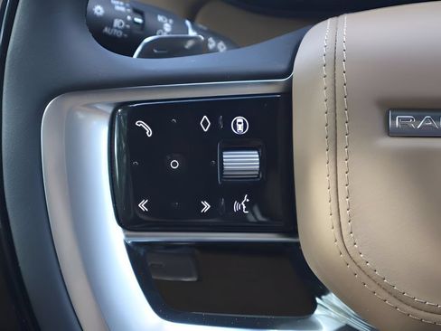 New 2026 Land Rover Range Rover SE AWD/4WD image 19