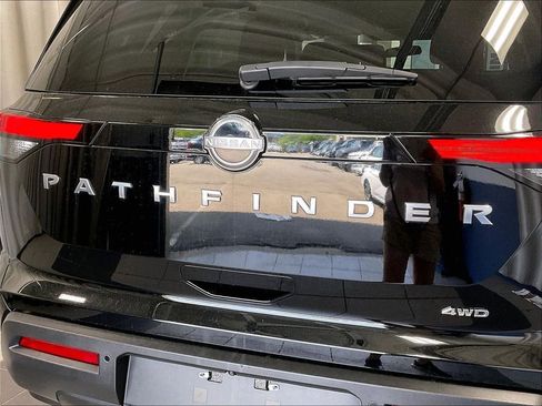 Certified 2024 Nissan Pathfinder S AWD/4WD image 28