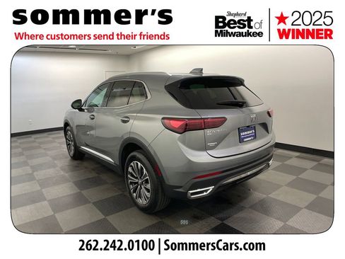Used 2025 Buick Envision Preferred AWD/4WD image 3