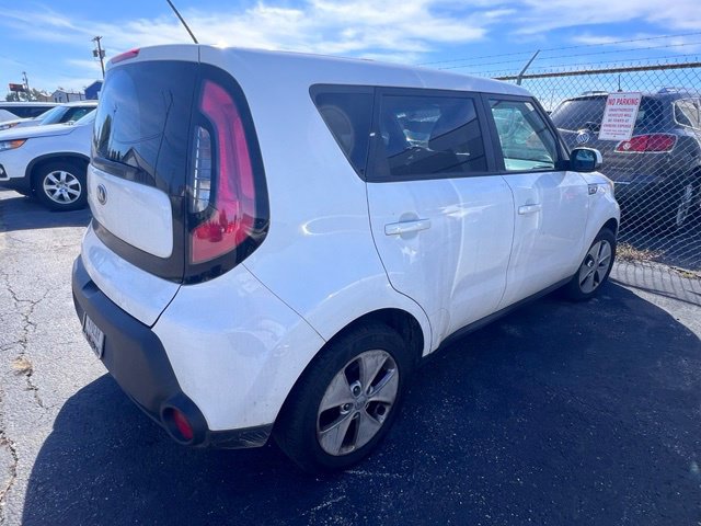 Used 2015 Kia Soul FWD image 5