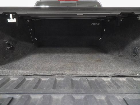Used 2023 GMC Canyon AT4 w/ AT4 Premium Package AWD/4WD image 9