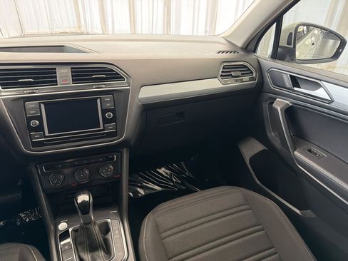 Certified 2024 Volkswagen Tiguan S FWD image 29