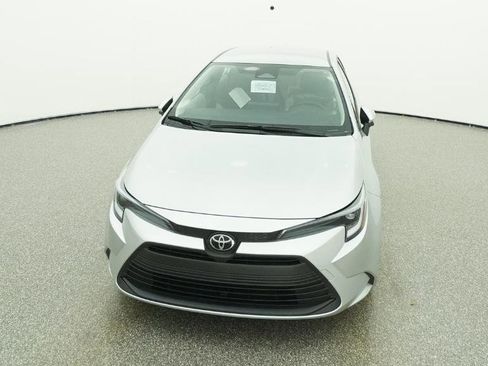 New 2026 Toyota Corolla LE image 2