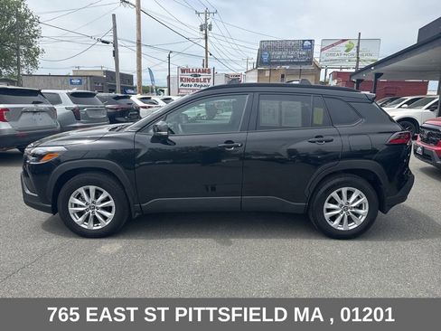 Used 2026 Toyota Corolla Cross LE w/ Moonroof Package AWD/4WD image 4
