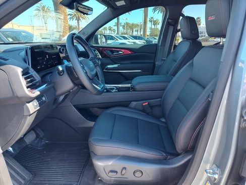 New 2026 Chevrolet Traverse Z71 w/ Enhanced Driving Package AWD/4WD image 5