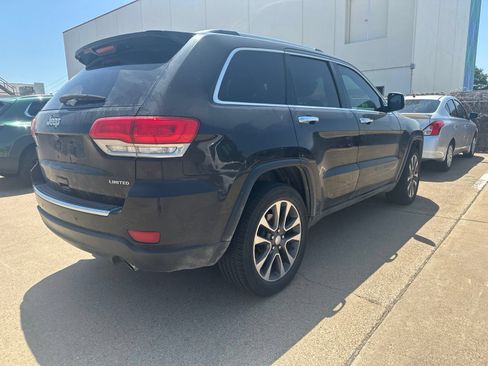 Used 2018 Jeep Grand Cherokee Limited w/ Luxury Group II RWD image 4