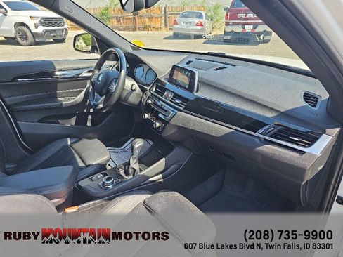 Used 2018 BMW X1 xDrive28i AWD/4WD image 37