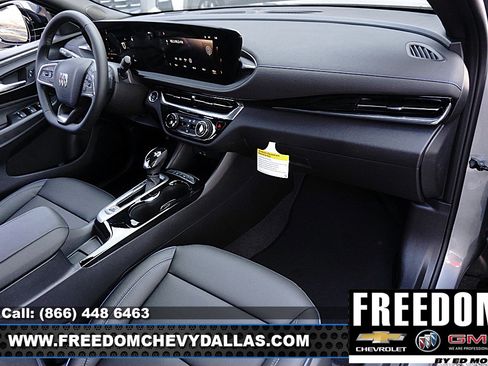 New 2026 Buick Envista Sport Touring image 12