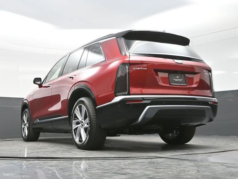 New 2026 Cadillac Vistiq Luxury w/ LPO, Floor Liner Package image 21