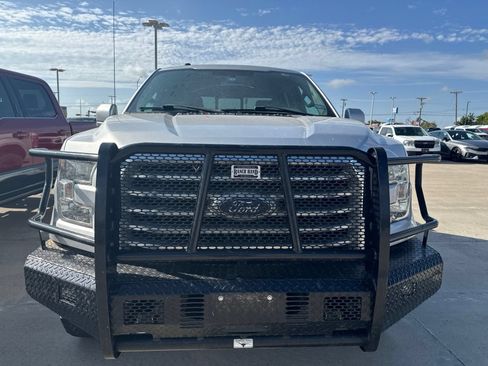 Used 2016 Ford F150 XLT w/ Equipment Group 302A Luxury AWD/4WD image 6
