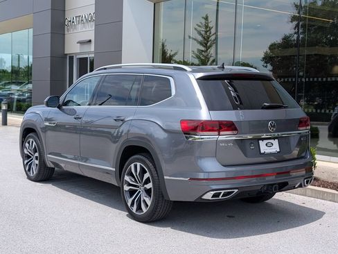 Used 2022 Volkswagen Atlas SEL Premium AWD/4WD image 3