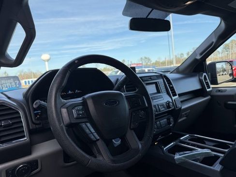 Used 2015 Ford F150 XLT w/ Equipment Group 301A Mid image 19