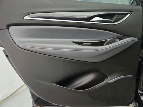 Used 2020 Buick Enclave Essence w/ Sport Touring Edition image 26