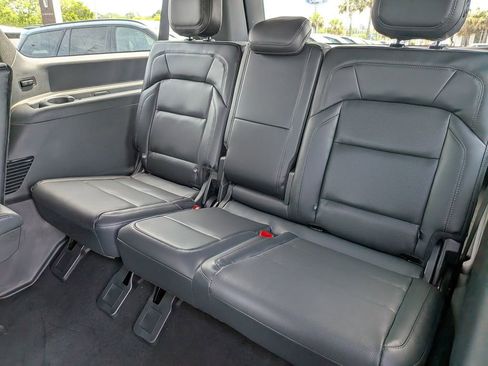 New 2026 Lincoln Navigator L Reserve w/ Jet Appearance Package AWD/4WD image 15