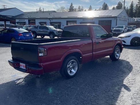 Used 2003 Chevrolet S10 Pickup LS w/ LS Preferred Equipment Group image 5