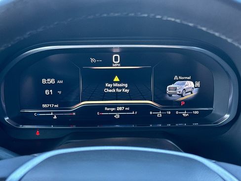 Used 2024 GMC Yukon SLT image 40