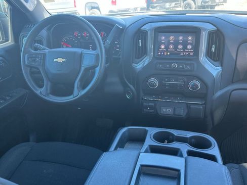 Used 2024 Chevrolet Silverado 1500 Custom image 12