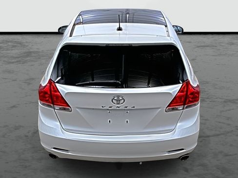 Used 2011 Toyota Venza image 3