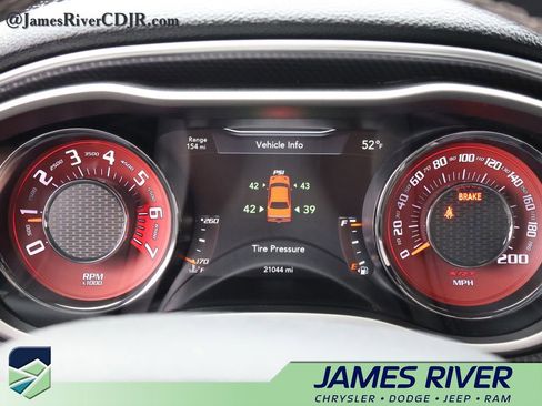 Used 2016 Dodge Challenger SRT Hellcat image 25