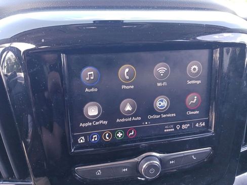Used 2020 Chevrolet Traverse LS FWD image 17