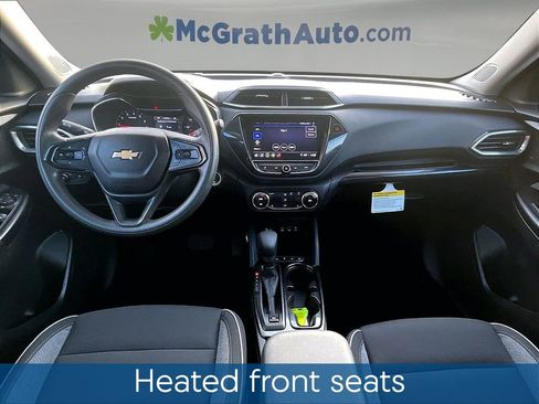 Used 2022 Chevrolet TrailBlazer LT w/ Convenience Package FWD image 8