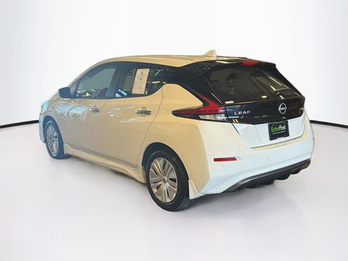 Used 2025 Nissan Leaf S FWD image 5