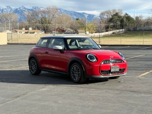 New 2026 MINI Cooper 2-Door Hardtop FWD image 3
