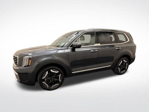 Certified 2023 Kia Telluride S w/ S Sunroof Package AWD/4WD image 8