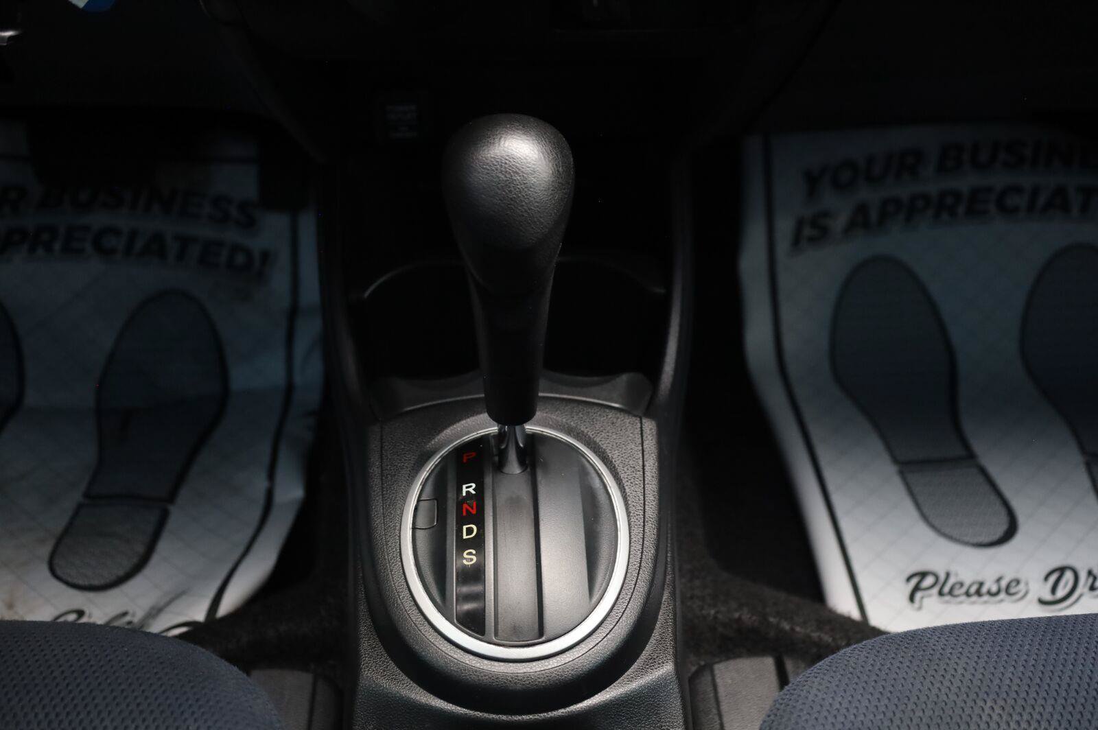 Used 2013 Honda Fit Sport image 39