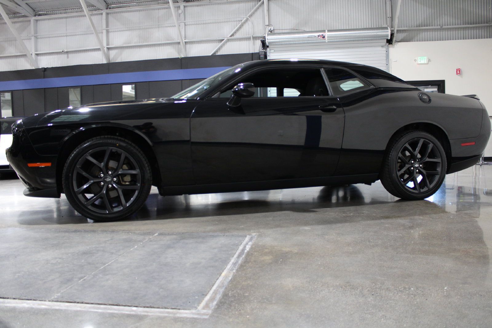 Used 2021 Dodge Challenger SXT w/ Blacktop Package RWD image 6