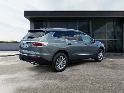 Used 2023 Buick Enclave Essence FWD image 5