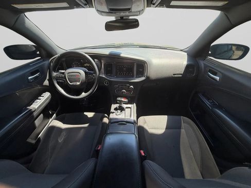 Used 2018 Dodge Charger SXT w/ Blacktop Package image 19