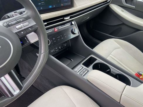 Certified 2024 Hyundai Sonata SEL FWD image 18