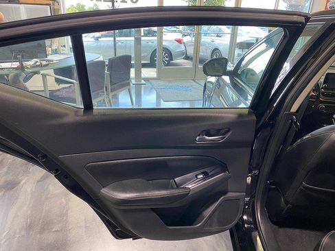 Used 2022 Nissan Altima 2.5 SL FWD image 15