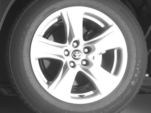 Used 2025 Toyota Highlander LE image 14